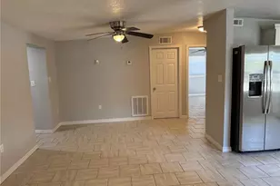 5208 Hill Dr, Zephyrhills, FL 33542 - Photo 13