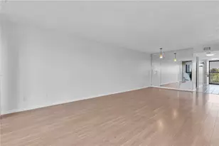 9495 Blind Pass Rd, Saint Pete Beach, FL 33706 - Photo 7