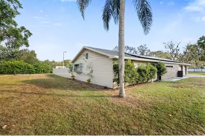 2406 Meadowbrook Drive, Lutz, FL 33558 - Photo 35