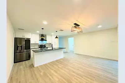 4700 Chancellor Street NE, Saint Petersburg, FL 33703 - Photo 7