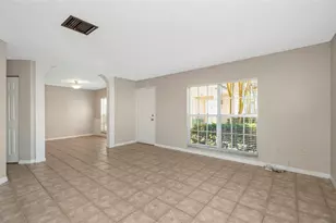 637 Kensington Lake Cir, Brandon, FL 33511 - Photo 9