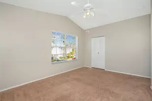 637 Kensington Lake Cir, Brandon, FL 33511 - Photo 29