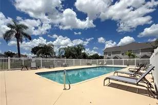 637 Kensington Lake Cir, Brandon, FL 33511 - Photo 39