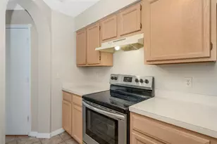 637 Kensington Lake Cir, Brandon, FL 33511 - Photo 17