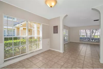 637 Kensington Lake Circle, Brandon, FL 33511 - Photo 13