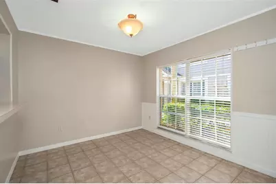 637 Kensington Lake Circle, Brandon, FL 33511 - Photo 11