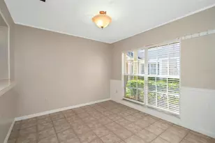 637 Kensington Lake Cir, Brandon, FL 33511 - Photo 11
