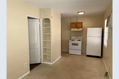 1437 Gulf To Bay Boulevard #A, Clearwater, FL 33755 - Photo 3