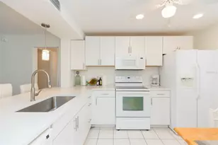 5510 Puerta Del Sol Blvd S, Saint Petersburg, FL 33715 - Photo 9