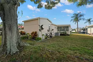 980 7th St NW, Largo, FL 33770 - Photo 7