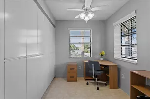 1601 43rd Street N, Saint Petersburg, FL 33713 - Photo 19