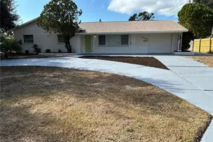 1700 63rd St N, Saint Petersburg, FL 33710 - Photo 1