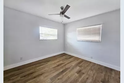 6405 N Hale Avenue, Tampa, FL 33614 - Photo 15