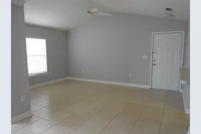 18444 Bridle Club Drive #18444, Tampa, FL 33647 - Photo 5