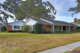 10502 Lake Carroll Way, Tampa, FL 33618 - Photo 1