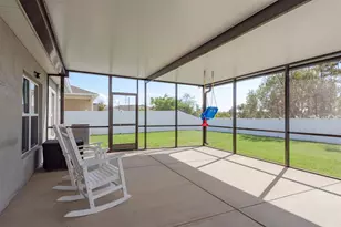 8648 Prairie Creek Dr, New Port Richey, FL 34655 - Photo 27