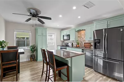 2444 35th Street N, Saint Petersburg, FL 33713 - Photo 9