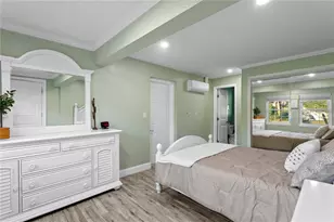 2444 35th St N, Saint Petersburg, FL 33713 - Photo 21