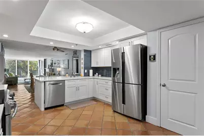 201 W Laurel Street #212, Tampa, FL 33602 - Photo 3