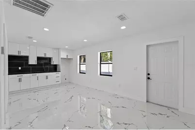 4712 E Serena Drive, Tampa, FL 33617 - Photo 35