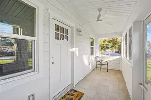 701 2nd St SE, Largo, FL 33771 - Photo 3