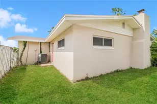 1301 Leeway Ave, Orlando, FL 32810 - Photo 13