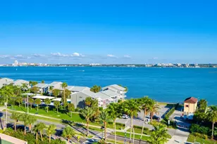 1351 Gulf Blvd, Clearwater Beach, FL 33767 - Photo 1