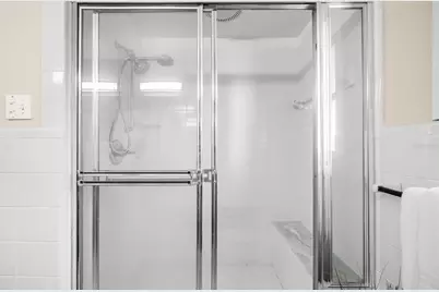 330 Leeward Island, Clearwater Beach, FL 33767 - Photo 37