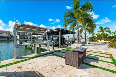 330 Leeward Island, Clearwater Beach, FL 33767 - Photo 57