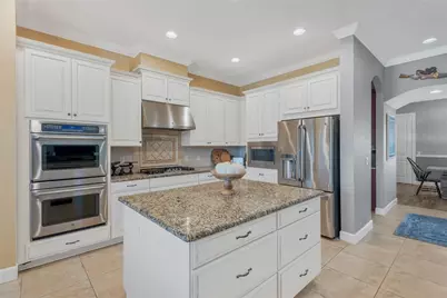 9127 Tillinghast Drive, Tampa, FL 33626 - Photo 11