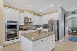 9127 Tillinghast Dr, Tampa, FL 33626 - Photo 11