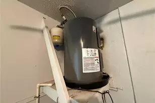 8472 Deauville N, Pinellas Park, FL 33781 - Photo 19