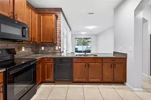 2140 Laceflower Dr, Brandon, FL 33510 - Photo 5