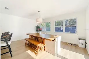 9585 Portside Dr, Seminole, FL 33776 - Photo 21