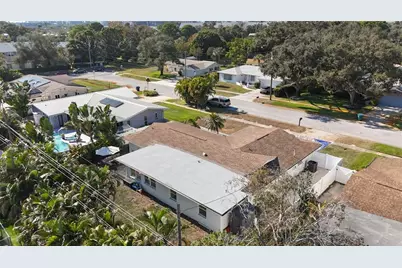 9585 Portside Drive, Seminole, FL 33776 - Photo 57