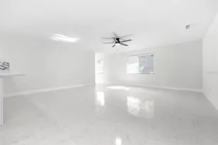 6803 S Englewood Ave, Tampa, FL 33611 - Photo 7