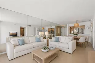 6322 Palma Del Mar Blvd S, Saint Petersburg, FL 33715 - Photo 9