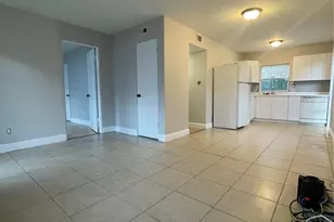 727 1/2 Edgewater Dr, Orlando, FL 32804 - Photo 3