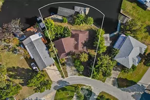 7294 Sunfish Cir, Weeki Wachee, FL 34607 - Photo 1