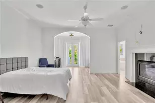 10548 Broadland Pass, Thonotosassa, FL 33592 - Photo 19