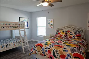 255 Capri Cir N, Treasure Island, FL 33706 - Photo 31