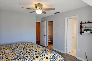 255 Capri Cir N, Treasure Island, FL 33706 - Photo 23