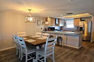 255 Capri Cir N, Treasure Island, FL 33706 - Photo 11