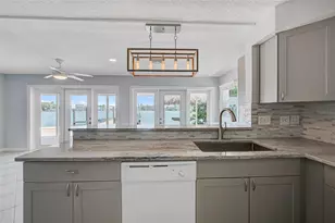 857 180th Ave E, Redington Shores, FL 33708 - Photo 19