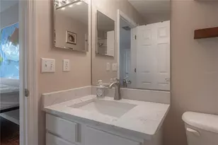 4930 Elizabeth Anne Cir, Tampa, FL 33616 - Photo 29