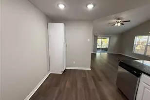 1337 Coolmont Dr, Brandon, FL 33511 - Photo 9