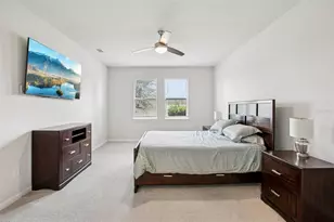 12326 Blue Pacific Dr, Riverview, FL 33579 - Photo 13