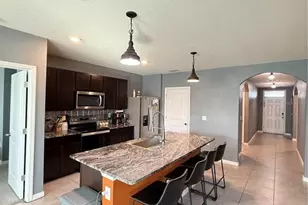 33318 Hamilton Hl Ln, Wesley Chapel, FL 33545 - Photo 9