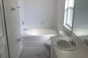 3004 Summer House Dr, Valrico, FL 33594 - Photo 11