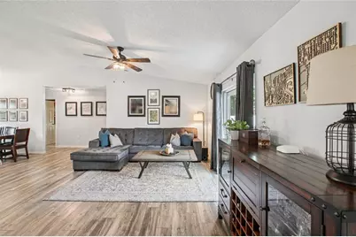 2103 W Perio Street, Tampa, FL 33612 - Photo 5